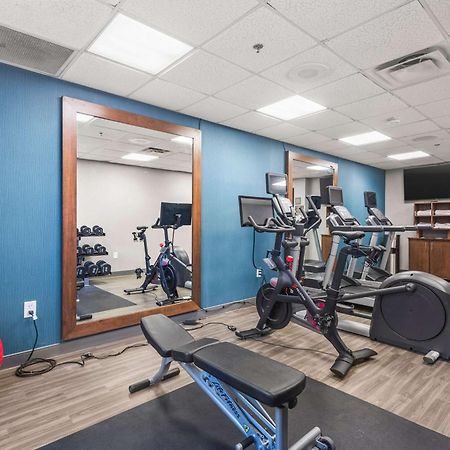 Hampton Inn Columbus-North Buitenkant foto