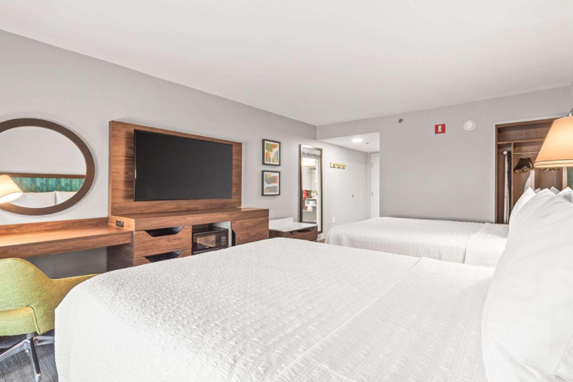 Hampton Inn Columbus-North Buitenkant foto